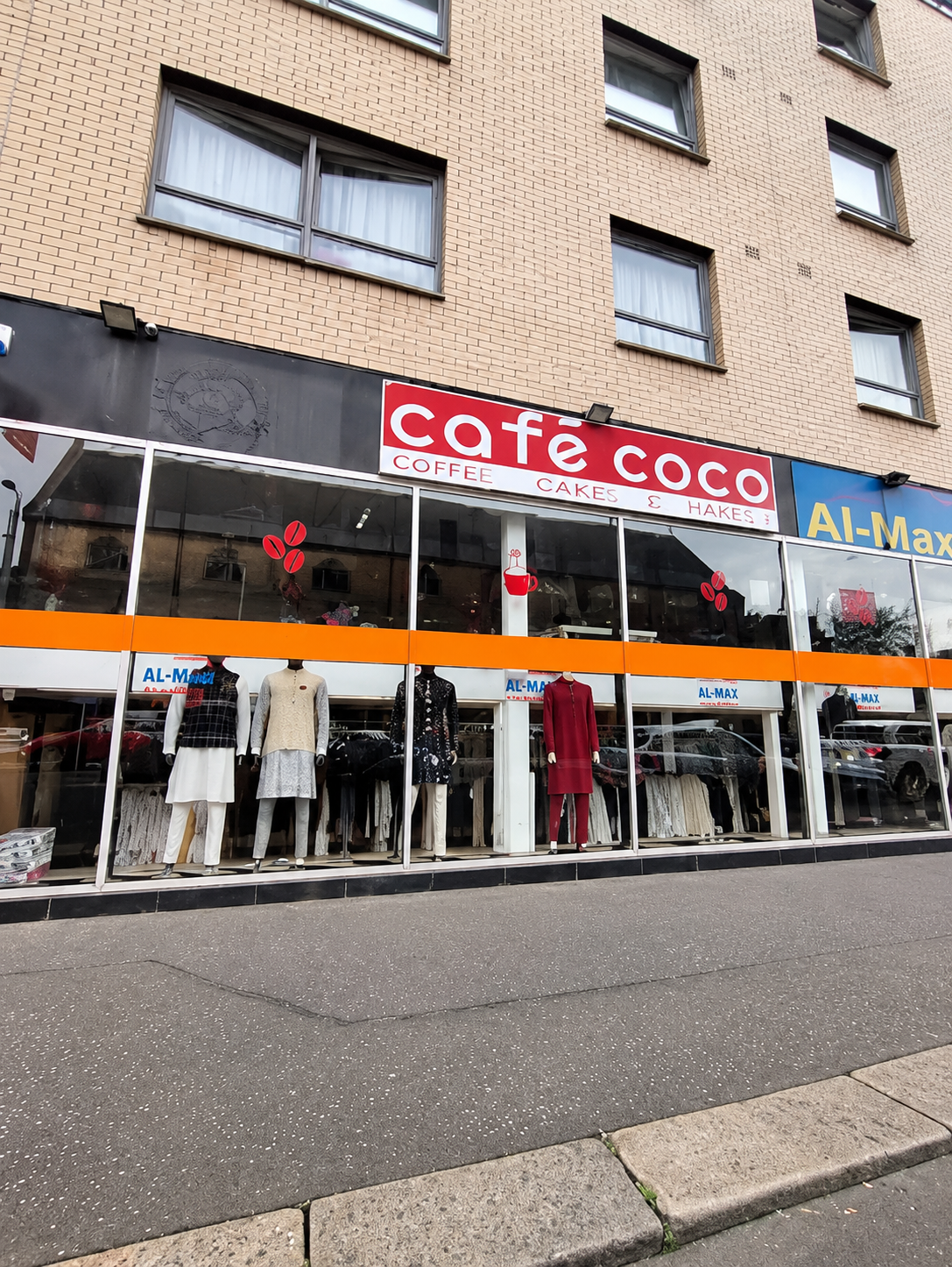 Al-Maxi Centre boutique at 10–12 Albert Drive, Glasgow