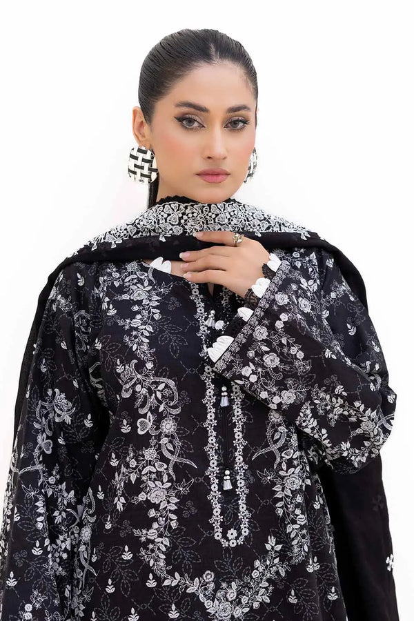 3 Piece Unstitched Printed Khaddar Suit with Embroidered Cotton Net Dupatta